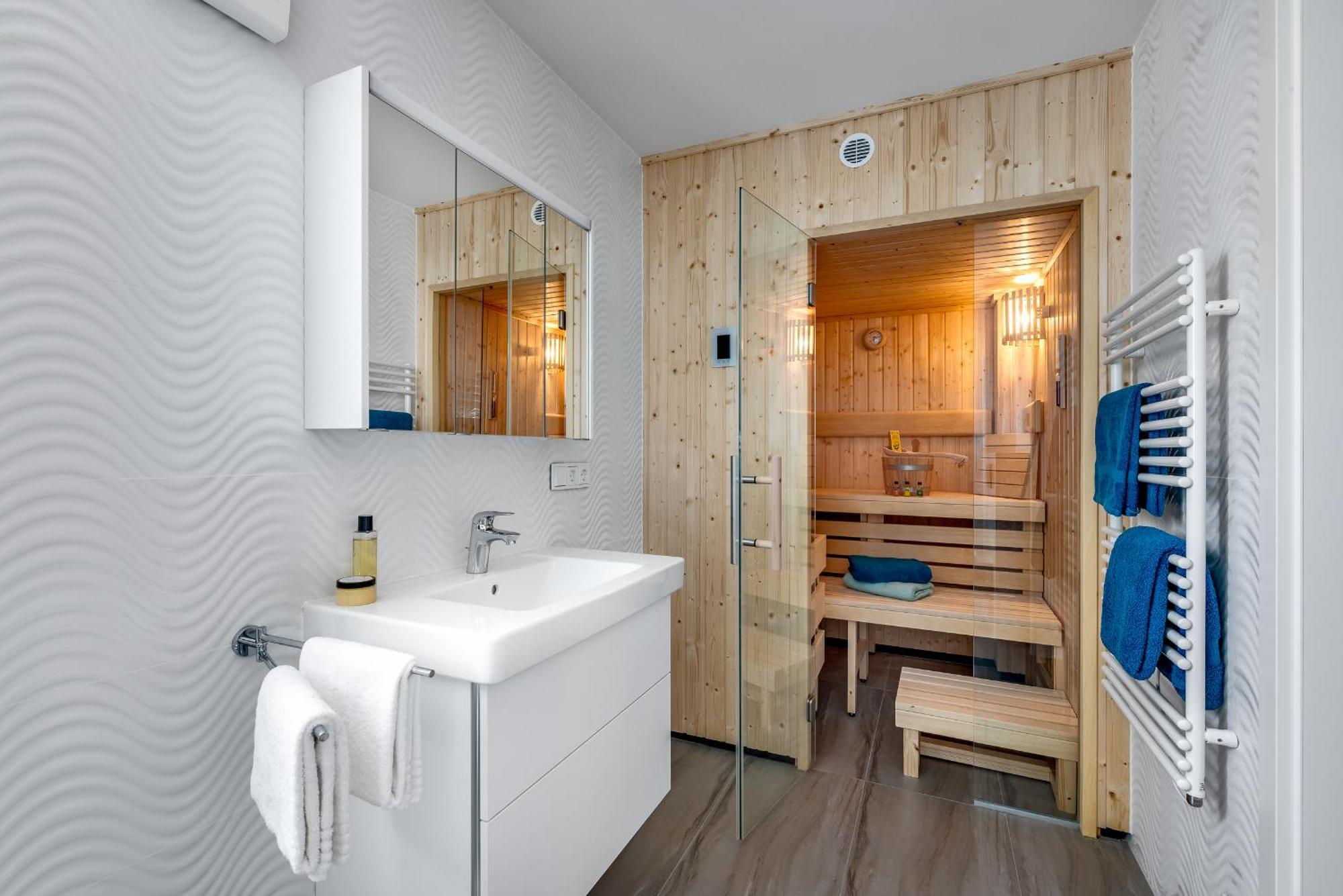 Brise- Direkt Am Wasser, Hafenblick, Fahrstuhl, Sauna, Ueberdachter Balkon Olpenitz Extérieur photo